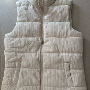 Women's Cream Puffer Vest